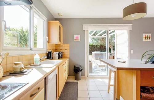 Naujac-Sur-Mer Bed & Breakfast | Room 2 between Ocean and Estuary