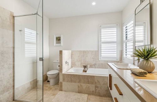 Cabarita Beach House | Cypress Cnr - Beachside holiday home