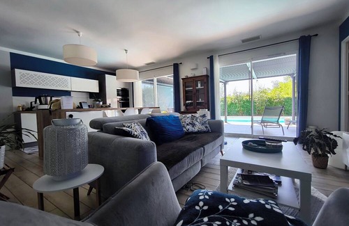 Salles House | Pretty new house with pool near Arcachon