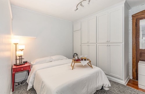 Germantown House | Meadow View - Hot Tub - Germantown