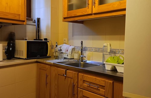 Gois Cottage | O Cantinho de Góis. Em Zona Central, Junto a Praias e Outras Comodidades