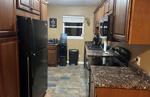 Reed Creek Apartment | Cozy 1-bedroom apartment in Hartwell with WiFi, AC, lake access. Sleeps 5.