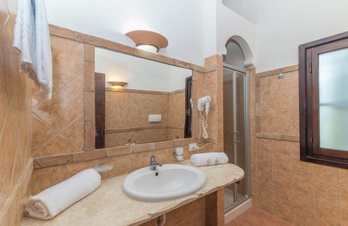 Arborea Cottage | 1 Ala Birdi Cottage 150m From The Beach