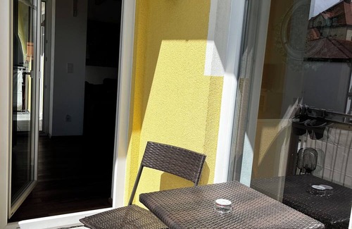 Tutzing Apartment | Helle und Gemütliche 3-zimmer Dachgeschosswohnung in Seenähe
