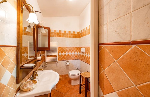 Casal Velino Villa | Local Stone Cottage With Shared Pool