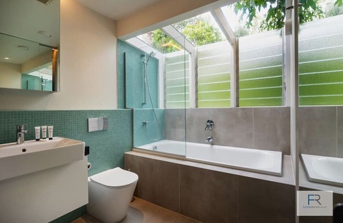 Westmere House | Westmere Poolside Retreat (by Furnished Rentals)