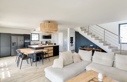 Les Aygalades Villa | VILLA 50 SHADES OF BLUE, EXCEPTIONAL VIEW