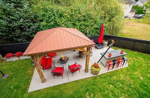 Aldergrove House | Nice and peaceful family house. nPet friendly