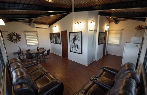Vega Alta House | Entire Place W/Private Bar, Jacuzzi, Pool table & Scenic View.