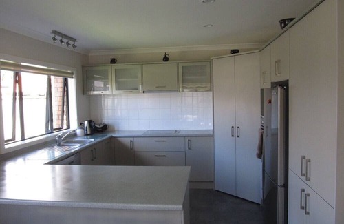 Whanganui Bed & Breakfast | Peaceful City Haven: Cozy BnB Twin Room near Downtown