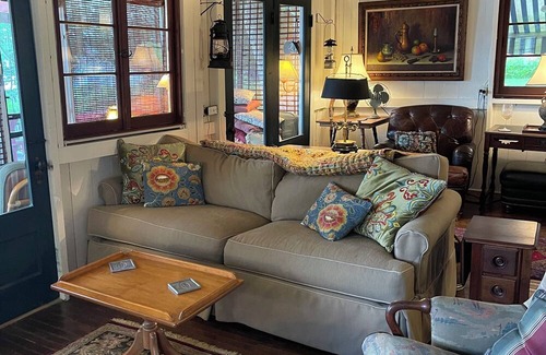 Cazenovia Cottage | Scenic Waterfront Camp on Cazenovia Lake with Dock Access