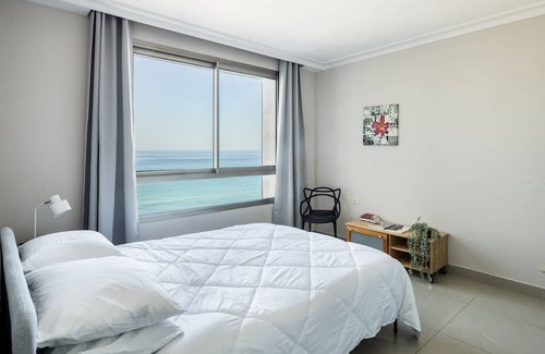 Haifa Apartment | Cozy Stay at Carmel Seaside with Family-Friendly Amenities