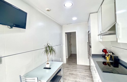 Elche Apartment | Relax at Vinalopo Home with Spa and Family-Friendly Amenities