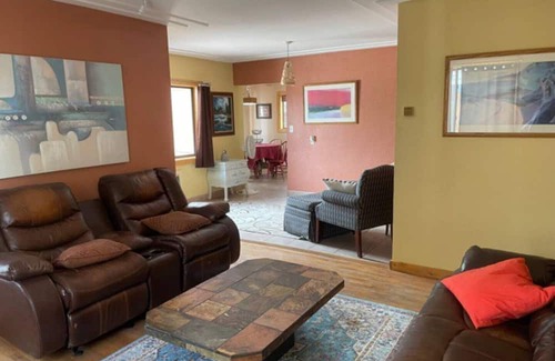 Truth or Consequences House | Charming Home: Centrally Located & Pet Friendly Retreat