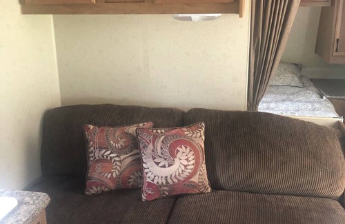 Christina Lake House | Ideal Travel Trailer Steps from Christina Lake Beach