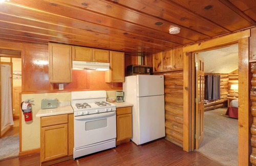Sedona Cabin | Inviting Sedona Cabin Near Trails and Swimming Hole!