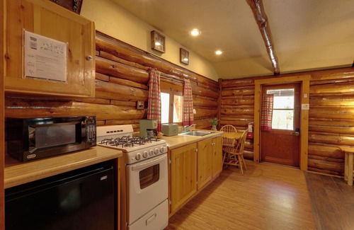 Sedona Apartment | Inviting Sedona Studio with Hiking Trails and Creek Access