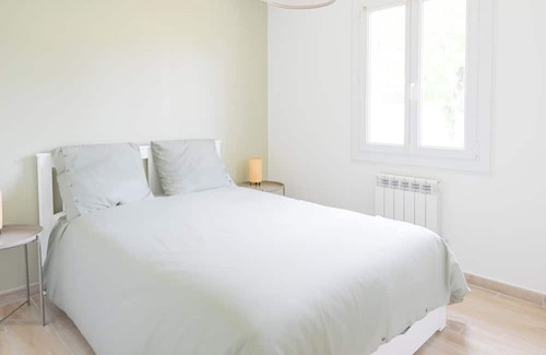 Tournefeuille House | Nouveau Family Home with Pool and Breakfast Awaits You