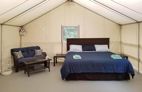 Eagle Bay Cabin | Experience Perch: Cozy Cottage with Lake Access & Views