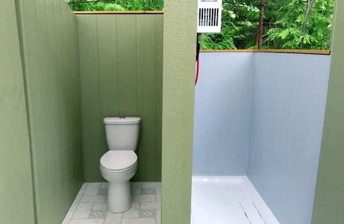 Eagle Bay Cabin | Experience Perch: Cozy Cottage with Lake Access & Views
