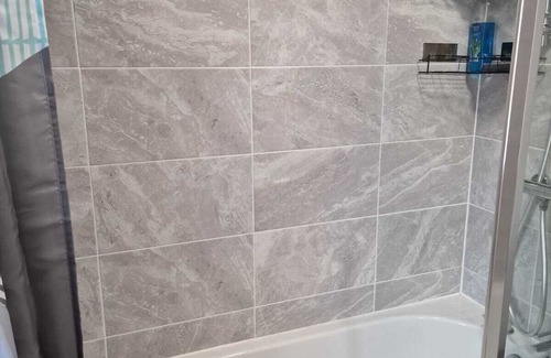 Offerton House | Newly Built Hotel in Prime Denton Location with Breakfast