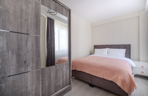 Beyoglu Apartment | Scenic Sea View Duplex with Terrace in Goldenhorn