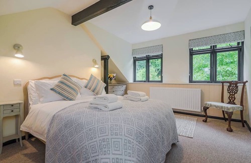Patrixbourne House | Explore Walnut Tree Cottage with a Huge Garden near Canterbury