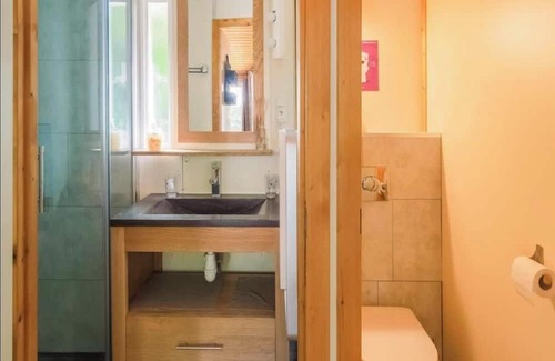 Gravieres Ski Chalet | Cozy Chalet Nature with Pool & Spa for Family Getaways