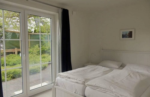 Ratekau House | Pet-Friendly Retreat in Scenic Warnsdorf for Families