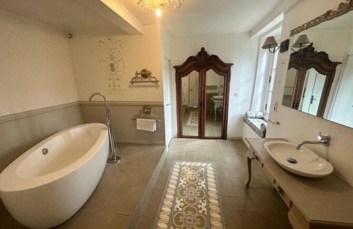Pont-du-Chateau Other | Top-Rated Suite Royale at Château du Serpolet with Pool