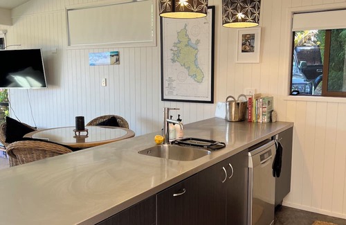 Tryphena House | Family-Friendly Cloud 9: Your Perfect Getaway Awaits