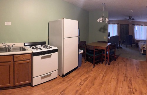 Golconda House | Charming Cabin Retreat on the Scenic Ohio River!