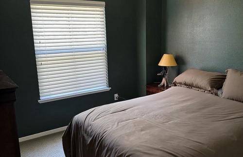 Plumas Eureka Estates House | Explore Golf and Games at Graeagle Retreat