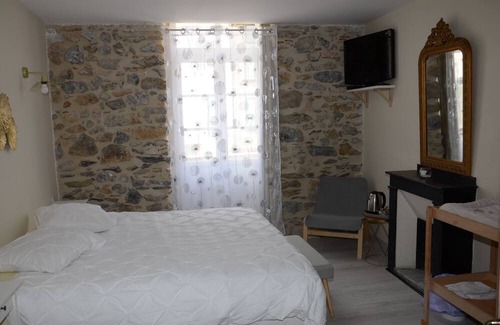 Quillan Bed & Breakfast | Inviting Vrbo Property with Pool, Spa & Family-Friendly Amenities