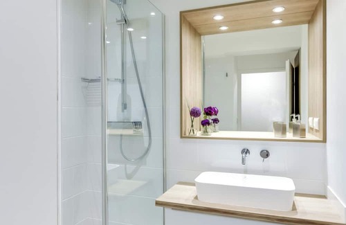 Cholet Apartment | Discover Le Nénuphar: Cozy Stay with Spa & Parking