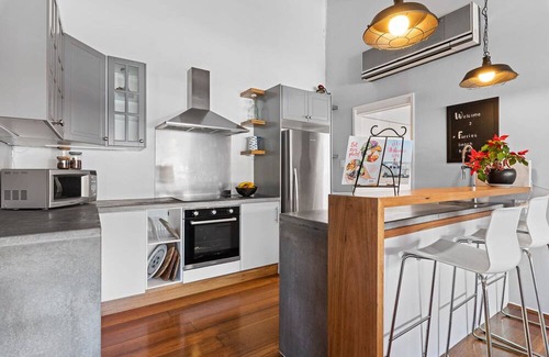 Forresters Beach House | Oceanfront Getaway at Beachside Bliss - Forresters Beach