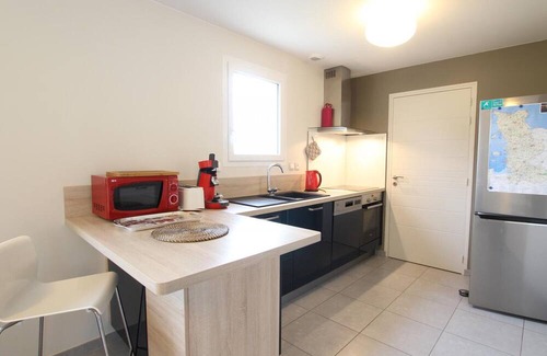Jullouville Cottage | Family-Friendly Gite Jullouville with Pool and Spa