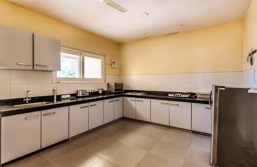 Pune Villa | Experience CosmicStays Cliffs Edge Pool Villa Getaway