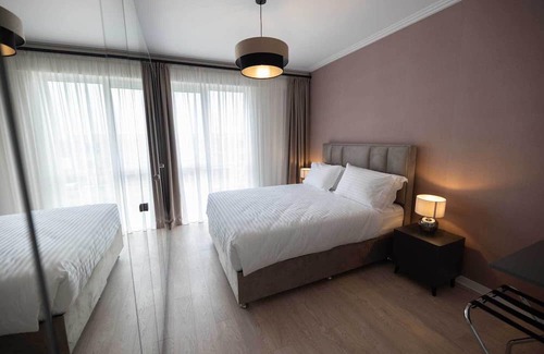 Dumbravita Apartment | Relaxing Stay at nResidence Dumbravita with Hot Tub & Kitchen
