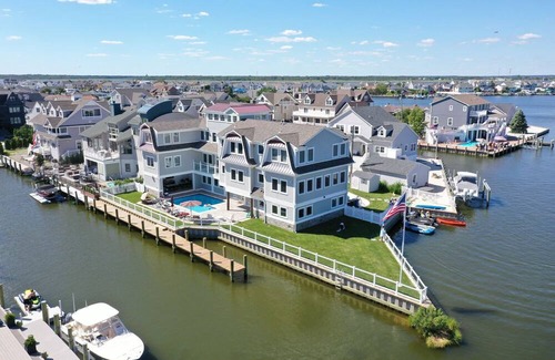 Mantoloking House | Modern Bayfront Home Minutes from the Beach & Pet Friendly!