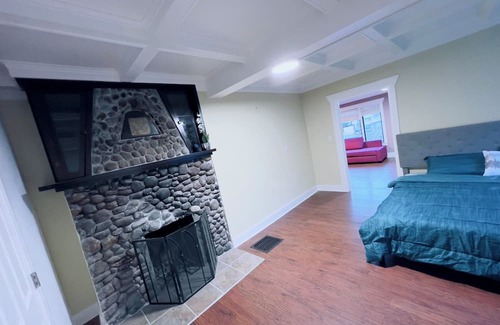 Seattle Metro Area Cottage | Tranquil Lake Washington Cottage Near Downtown Columbia City