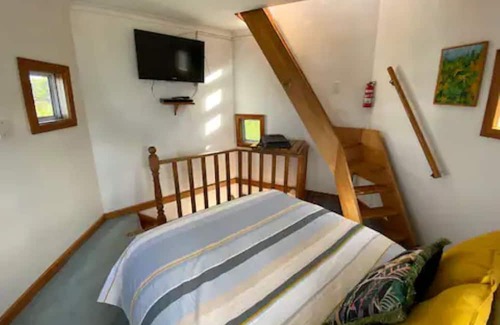 Wellington Apartment | Pet-Friendly Retreat at The Lighthouse for Families