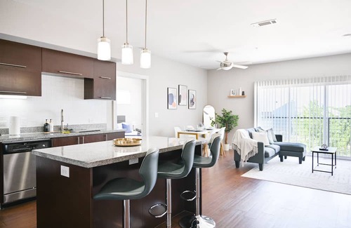 Cedar Park Apartment | Relaxing 2B2B Retreat with Pool, WiFi & Parking Near DTA