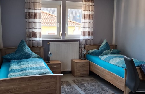Steinberg am See Apartment | Großzügige Ferienwohnung in Steinberg am See