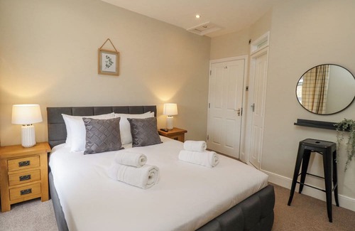 Wark Cottage | Family-Friendly BRUNTON SUITE with Garden in Wark