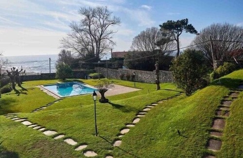 Saians House | Beachfront House with Pool and Ocean Views in Vigo Estuary