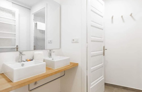 La Coruna Apartment | Pet-Friendly Downtown La Torre Apartment with Kitchen Access