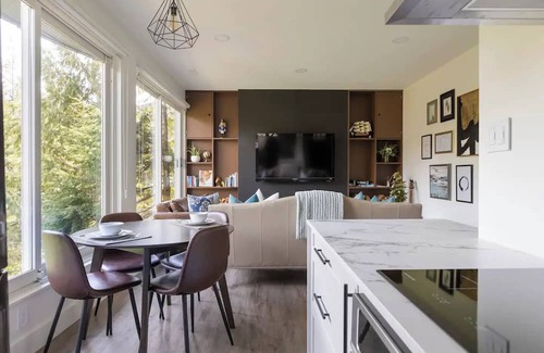 Whistler Cay Heights Condo | Relaxation Awaits: Whistler 2-Bedroom with Spa & Hot Tub