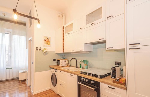 Stadera Apartment | Stylish Two-Room Apartment at Iconic Milan House Navigli