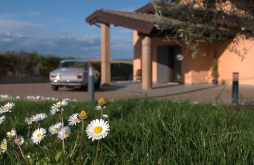 Marsciano Apartment | Relaxing Vrbo Property with Pool and Hot Tub Amenities